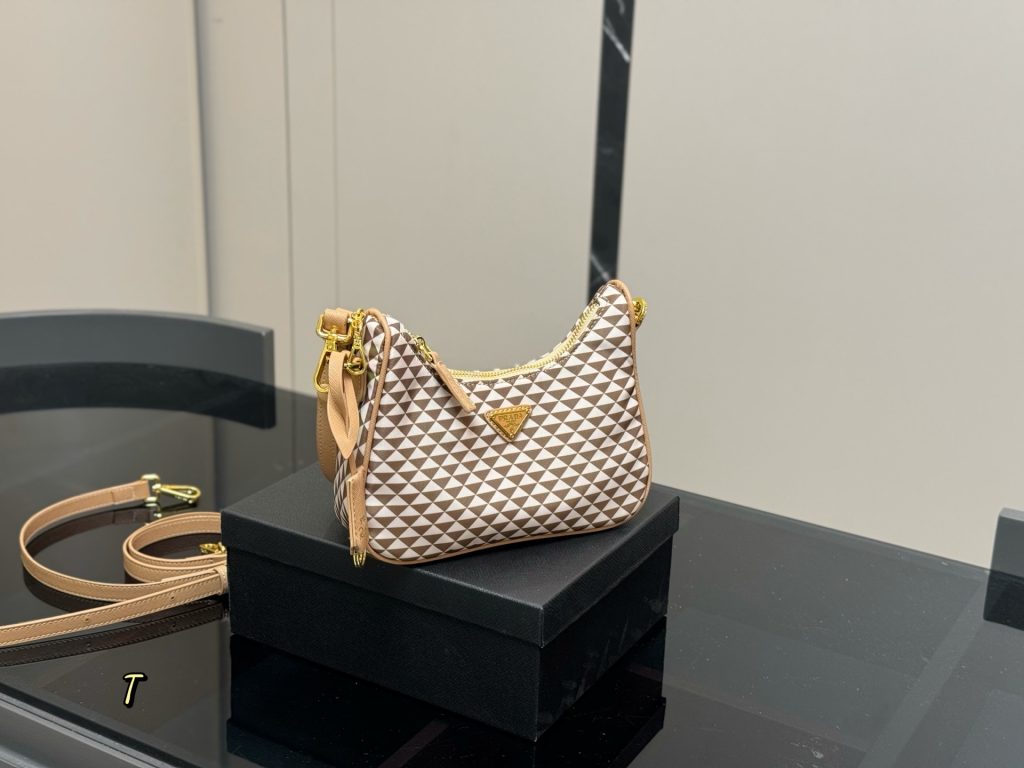 Prada Bag Dupe 2222