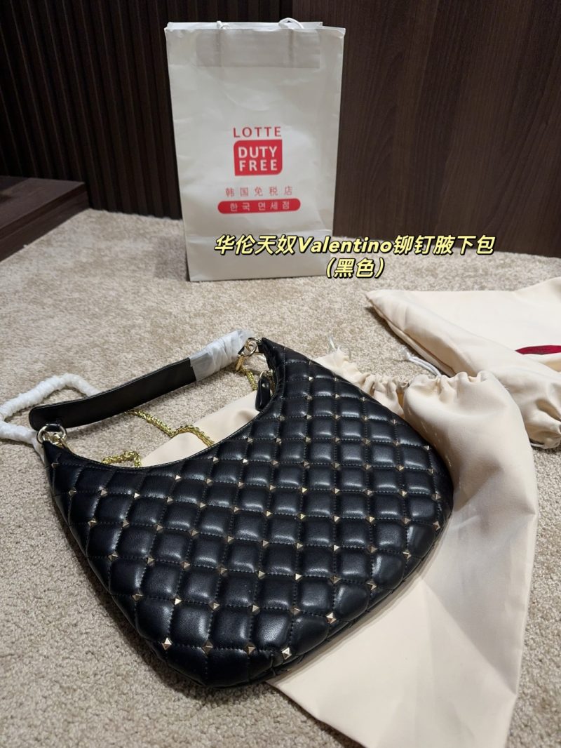 Valentino Bag Dupe 1711